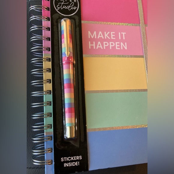 Paper Studio Weekly Planner - Picture 4 of 5